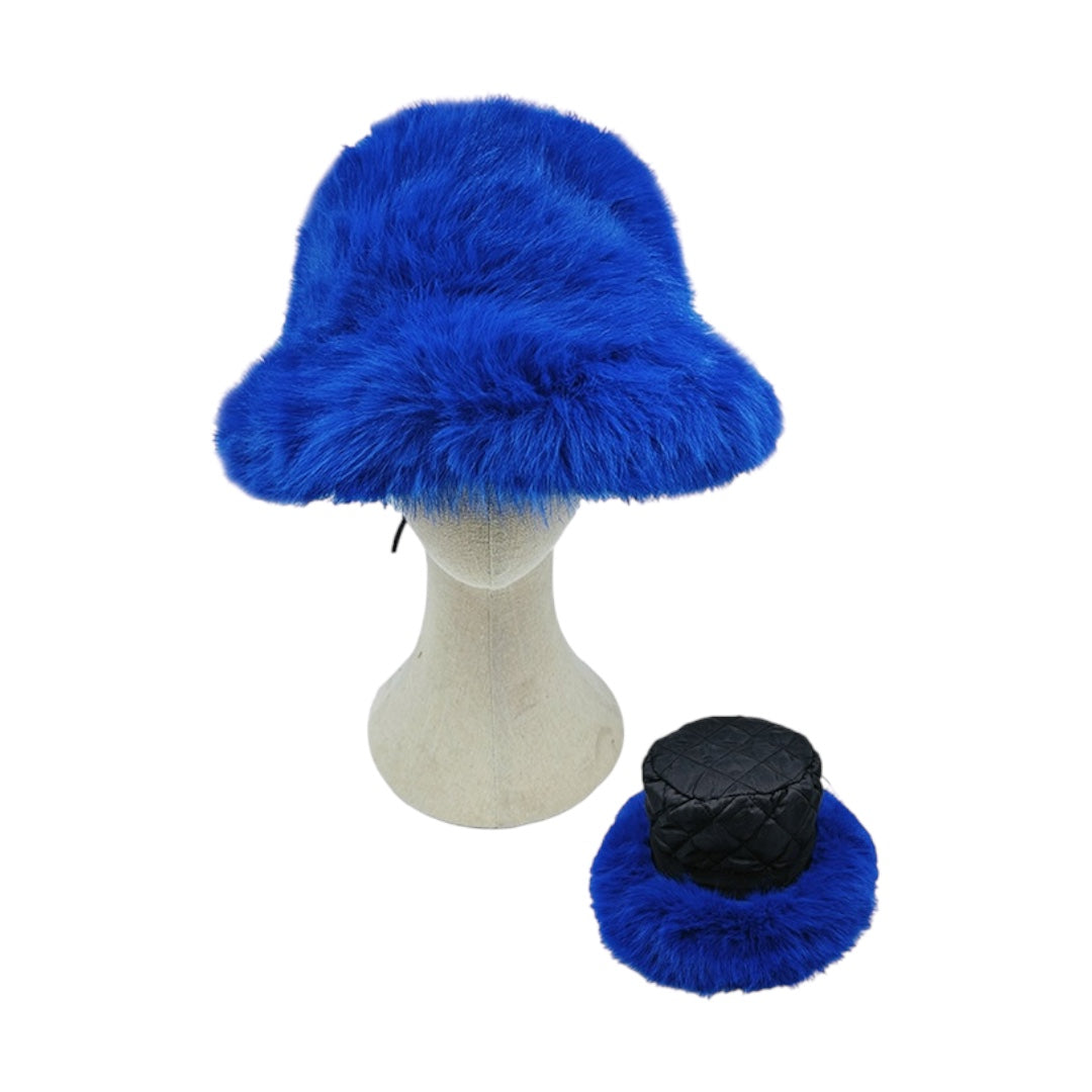 Poré Plush Reversible Hat