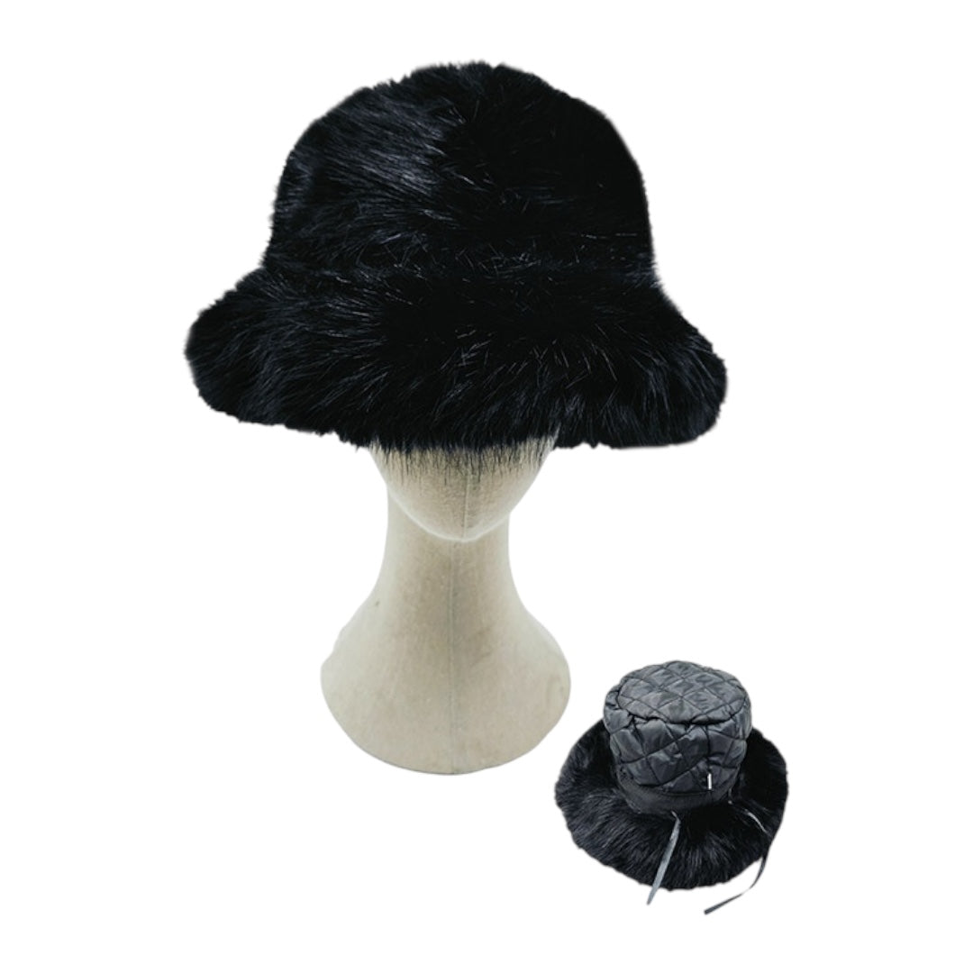 Poré Plush Reversible Hat